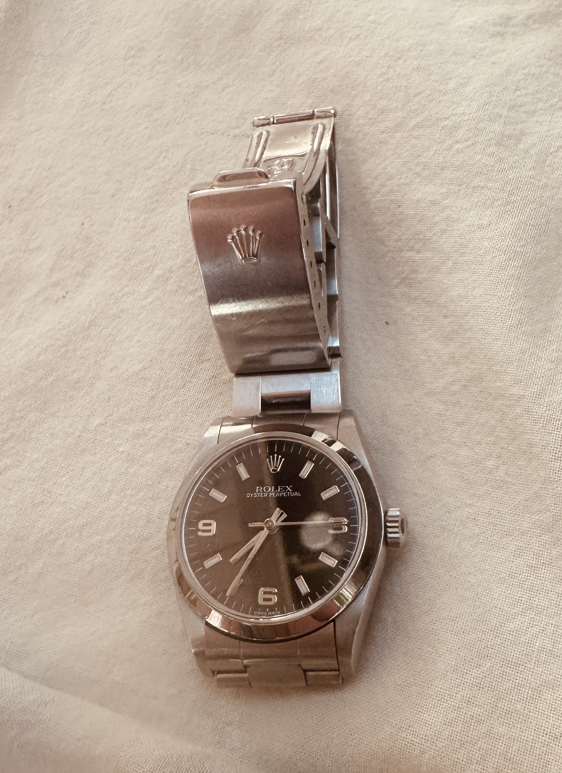 Rolex Oyster Perpetual raw photo before TurnOver AI evaluation